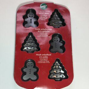 WILTON Holiday 6 Cavity Mini Cake Pan NEW!